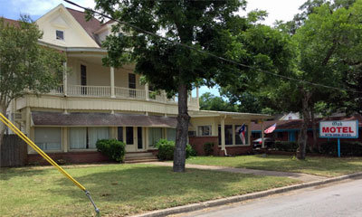 The Oak Motel