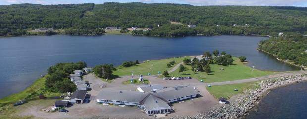 The Cove Motel & Restaurant